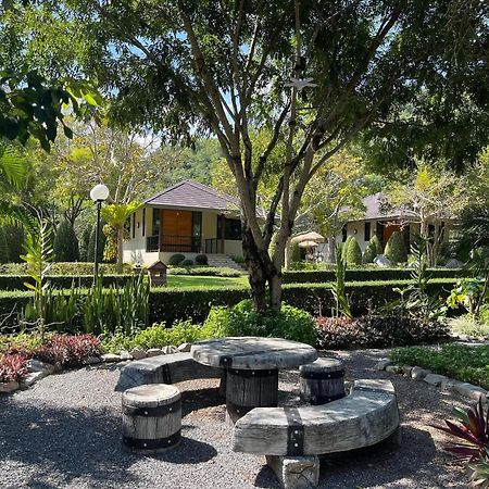 考卡小屋旅馆 Nong Nam Daeng 外观 照片